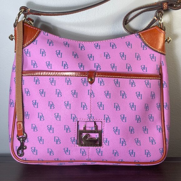 Dooney & Bourke Pink Monogram Shoulder Bag–Classic DB Logo– Excellent Condition - Picture 3 of 8